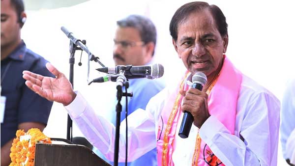 కేసీఆర్‌కు లైన్ క్లియర్ - ఛలో ఢిల్లీ: జగన్‌తో లింకు..!!