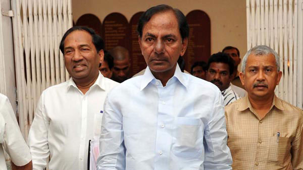 తెలంగాణ సీఎంగా కొనసాగుతూనే