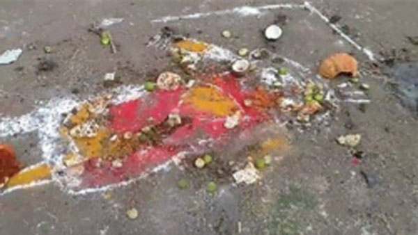 వరంగల్ లో క్షుద్రపూజల కలకలం.. గొర్రెలు, కోళ్ళు బలి..ఒళ్ళు గగుర్పొడిచేలా హంగామా!! 