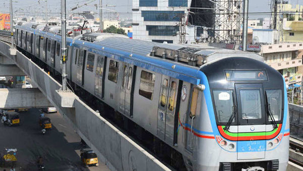 వావ్.. ఓకేరోజు 4 లక్షల మంది ప్రయాణం..హైదరాబాద్ మెట్రో రికార్డు