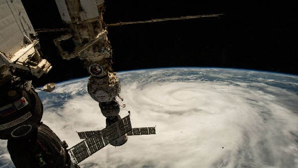 rare space view of hurricane ian looks furious after landfall in cuba rare space view of hurricane ian looks furious after landfall in cuba