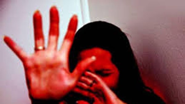 There are allegations of rape of a young woman by a CI in Chitradurga district of Karnataka There are allegations of rape of a young woman by a CI in Chitradurga district of Karnataka