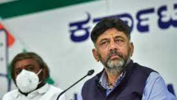 రాజకీయ ‘కక్ష' సాధింపు