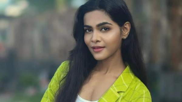 ప్రముఖ మోడల్