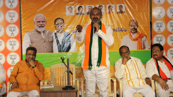 బీజేపీ సింగిల్ గానే ఎన్నికల బరిలోకి దిగుతుంది