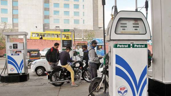 no fuel at delhi petrol bunks without pollution certificate from october 25 no fuel at delhi petrol bunks without pollution certificate from october 25
