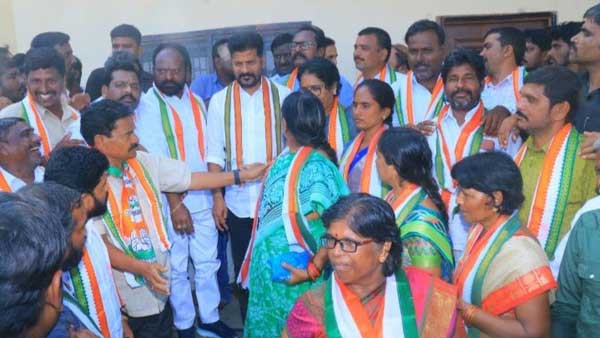 పార్టీ కార్యకర్తల, ప్రజల మద్దతు కోసం రేవంత్ కష్టాలు