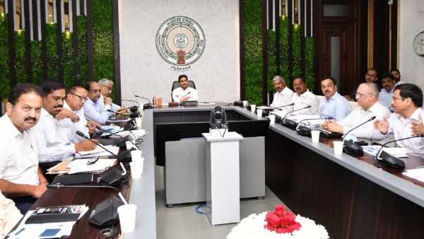 మద్య నిషేధంపై జగన్