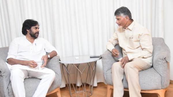 పవన్ ను అడ్డుకోవడం దారుణమన్న చంద్రబాబు