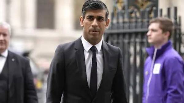 UK: Rishi Sunak front runner for PM Race-Praises his colleague Boris Johnson UK: Rishi Sunak front runner for PM Race-Praises his colleague Boris Johnson