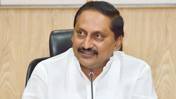 రాజకీయ నేతల హవా..