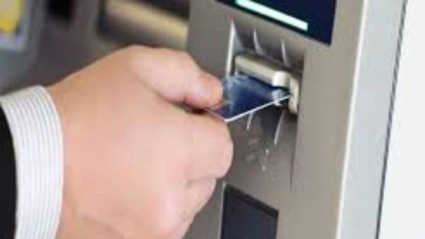Fraudsters withdrawing money by cutting off power to ATM machines Fraudsters withdrawing money by cutting off power to ATM machines