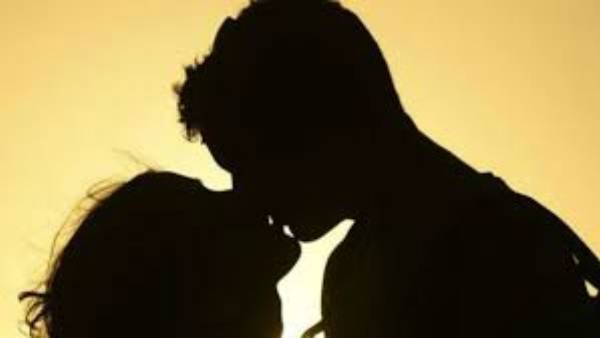 నాలుగేళ్ల నుంచి సహజీవనం