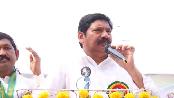 జగనన్న ఇళ్ళు పేదలందరికీ కన్నీళ్ళు పేరుతో జనసేన కార్యక్రమం