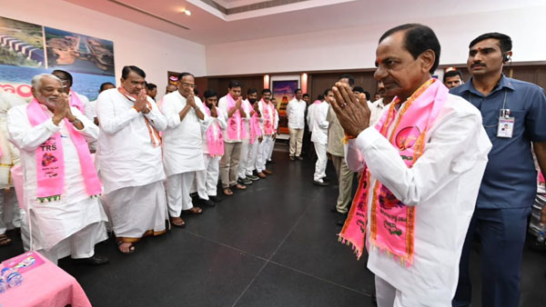 రాజకీయ వ్యూహంలో దిట్ట!