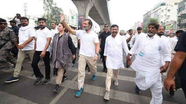 Rahul Gandhi hits out at modi and kcr in bharat jodo yatra held in Medak district Rahul Gandhi hits out at modi and kcr in bharat jodo yatra held in Medak district