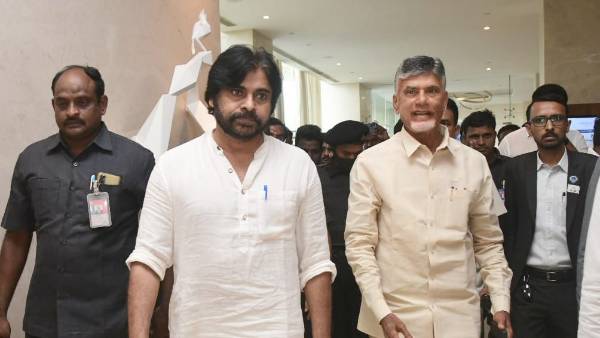 Pawan Kalyan Graph in AP hijacks TDP Charishma,Was it that what YSRCP wants Pawan Kalyan Graph in AP hijacks TDP Charishma,Was it that what YSRCP wants