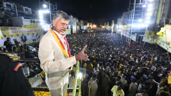 రాజధానుల పోరులో ట్విస్టులు
