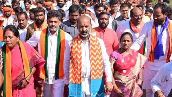 కేసీఆర్ బీఆర్ఎస్ నాటకాలు అందుకేనంటూ బండి సంజయ్