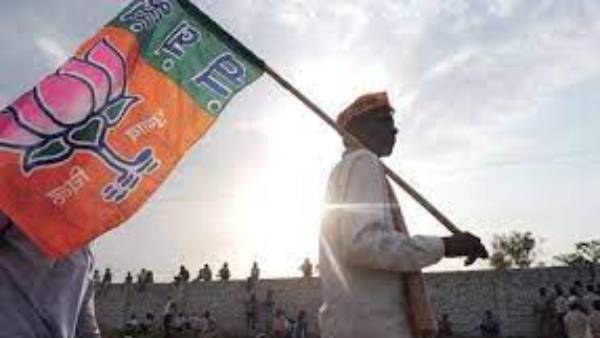 Exit Poll Results on Gujarat assembly elections 2022 by Jan Ki baat: BJP will win as 117- 40 seats Exit Poll Results on Gujarat assembly elections 2022 by Jan Ki baat: BJP will win as 117- 40 seats