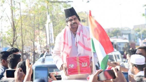 ఆలయంలో పవన్ కళ్యాణ్ ప్రత్యేక పూజలు.. వారాహికి పూజలు