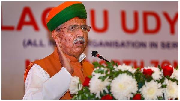 Arjun Ram Meghwal: న్యాయ శాఖ మంత్రిగా బాధ్యతలు చేపట్టిన అర్జున్ రామ్ మేఘవాల్..