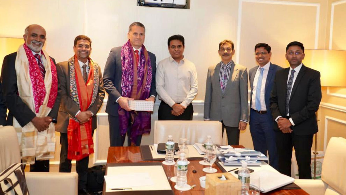 తెలంగాణకు భారీ పెట్టుబడులు: 3వేల కోట్లతో మెడ్‌ట్రానిక్ ఆర్అండ్‌డీ సెంటర్, ఆక్యుజెన్ కూడా