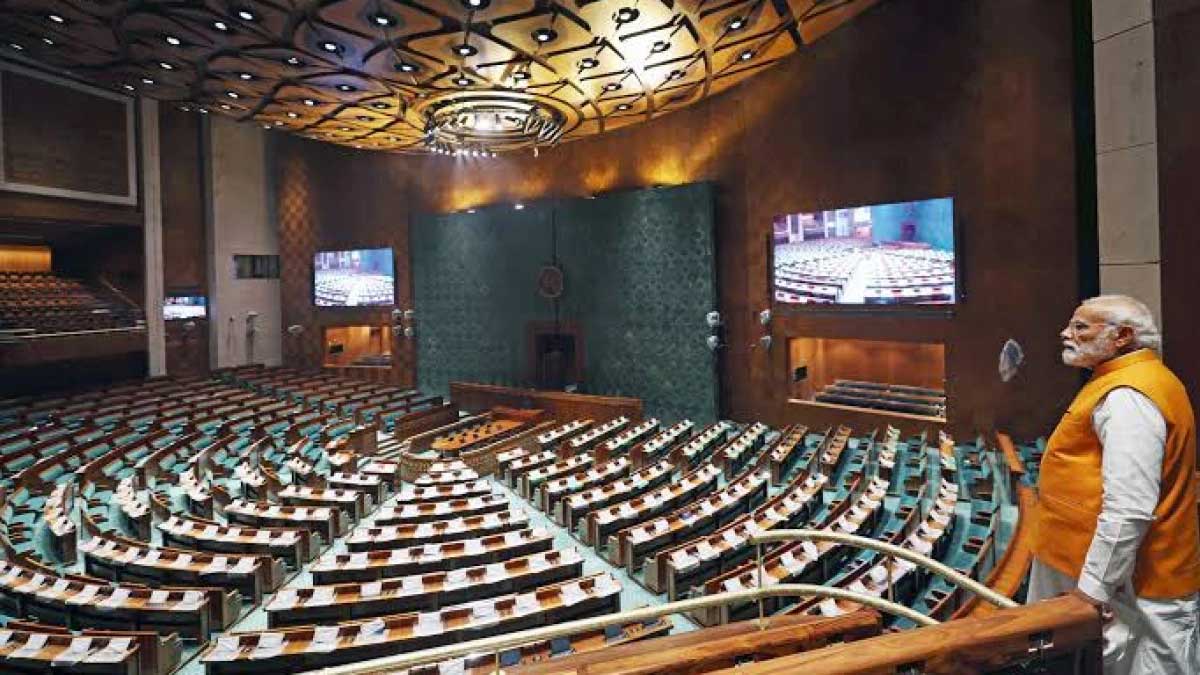 పార్లమెంట్ నూతన భవనం ప్రారంభోత్సవానికి ముహూర్తం ఖరారు: మోడీ చేతుల మీదుగా ఎప్పుడంటే?