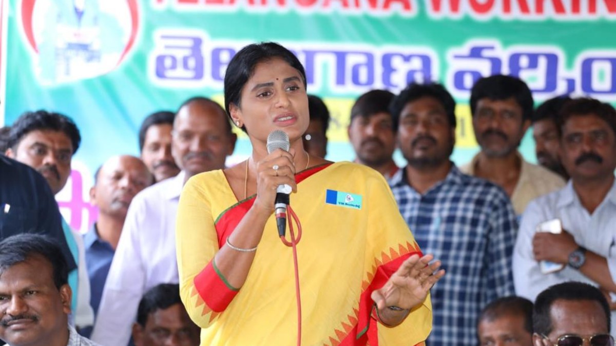 జర్నలిస్ట్ లకు కనీస మర్యాద ఇవ్వని కేసీఆర్ !విలేఖరుల ధర్నాకు షర్మిళ సంఘీభావం.!