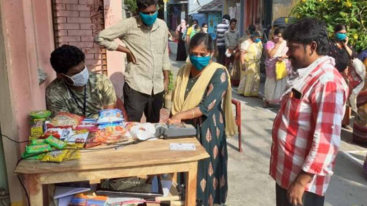 వాలంటీర్ల సేవలకు ప్రత్యేక గుర్తింపు - సీఎం జగన్ కీలక నిర్ణయం..!!