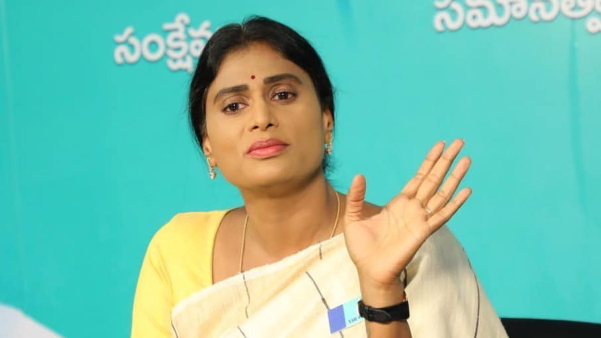 వైఎస్ షర్మిలపై బంజారాహిల్స్ పోలీస్ స్టేషన్‌లో కేసు నమోదు: ఎందుకంటే?