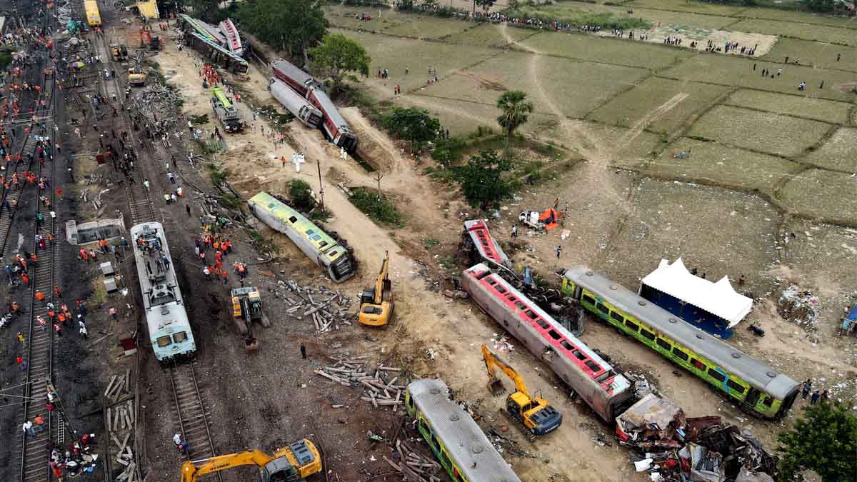 కోరమాండల్ ఎక్స్‌ప్రెస్ విషాదం: ప్రమాదంపై రైల్వే బోర్డ్ కీలక నిర్ణయం