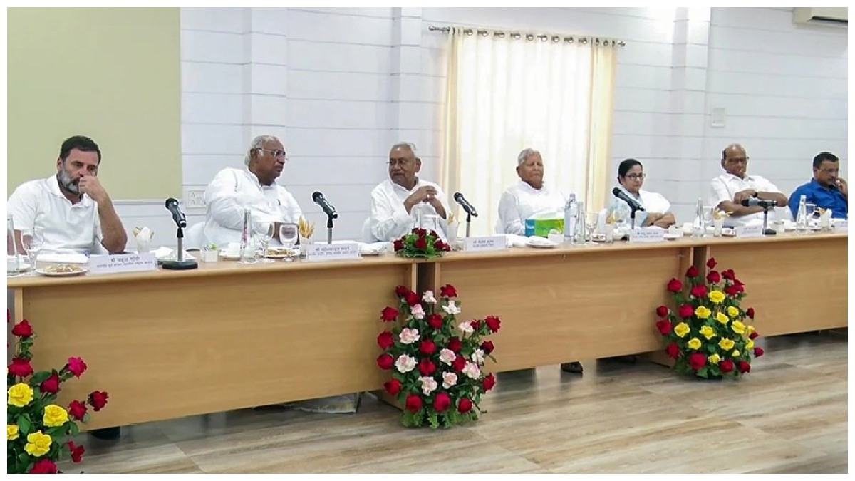 2024లో ఉమ్మడిగా పోటీ- విపక్షాల ప్రకటన-పట్నా మీటింగ్ లో కాంగ్రెస్ వర్సెస్ ఆప్-రాహుల్ కీలక హామీ..