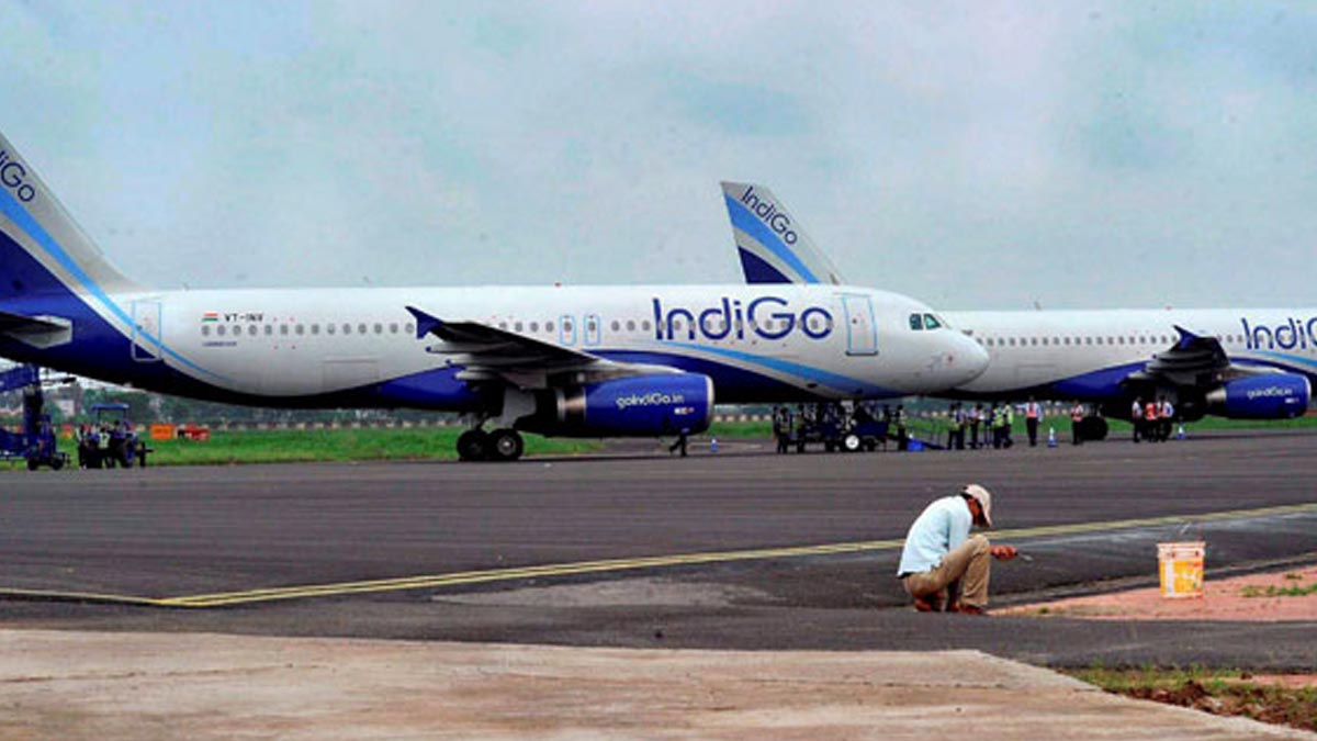 పాకిస్తాన్ గగనతలంలోకి వెళ్లిన ఇండిగో ఫ్లైట్- కలకలం