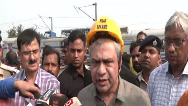 Odisha train accident: ప్రమాదంపై విచారణ, ముమ్మరంగా సహాయక చర్యలు - రైల్వే మంత్రి..!!