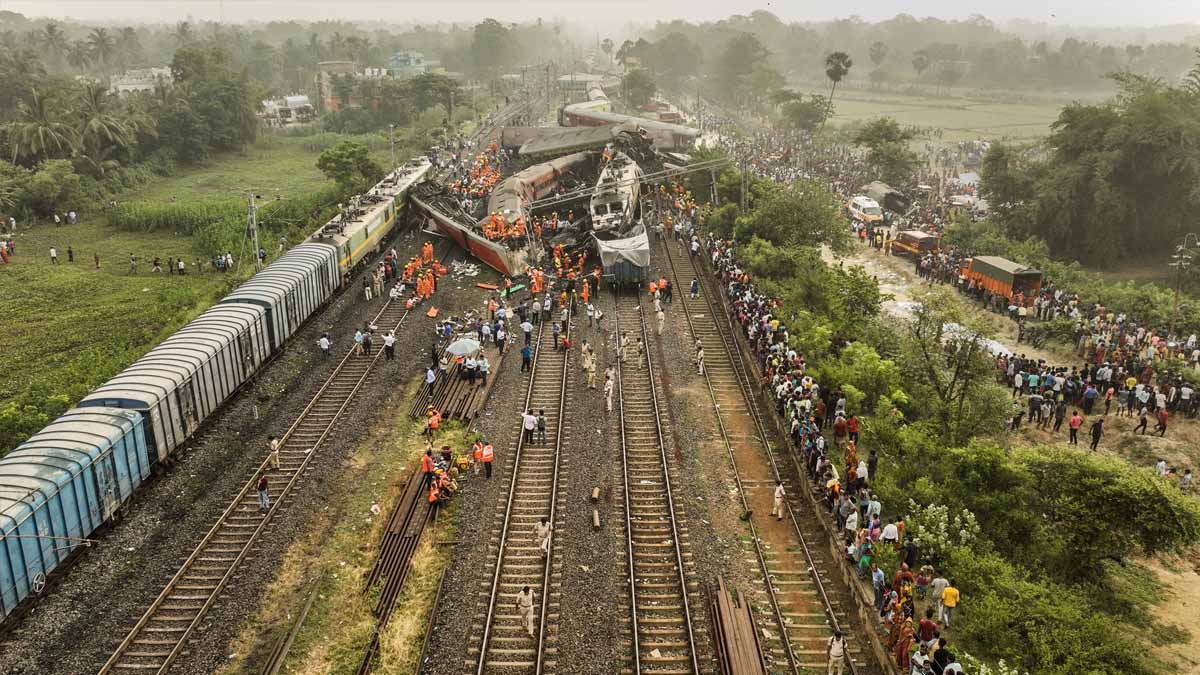 ఒడిశా రైలుప్రమాదం: బాలాసోర్ ప్రమాద స్థలానికి సీబీఐ బృందం; దర్యాప్తుపై ఉత్కంఠ!!