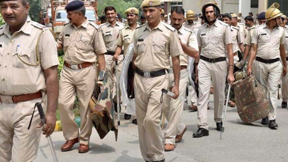 హైదరాబాద్ లో భోపాల్ పోలీసుల తనిఖీలు.. కారణం ఇదే!!