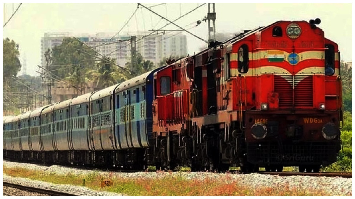 రైల్వేలో ఇంతకంటే అన్యాయం మరొకటుంటుందా?