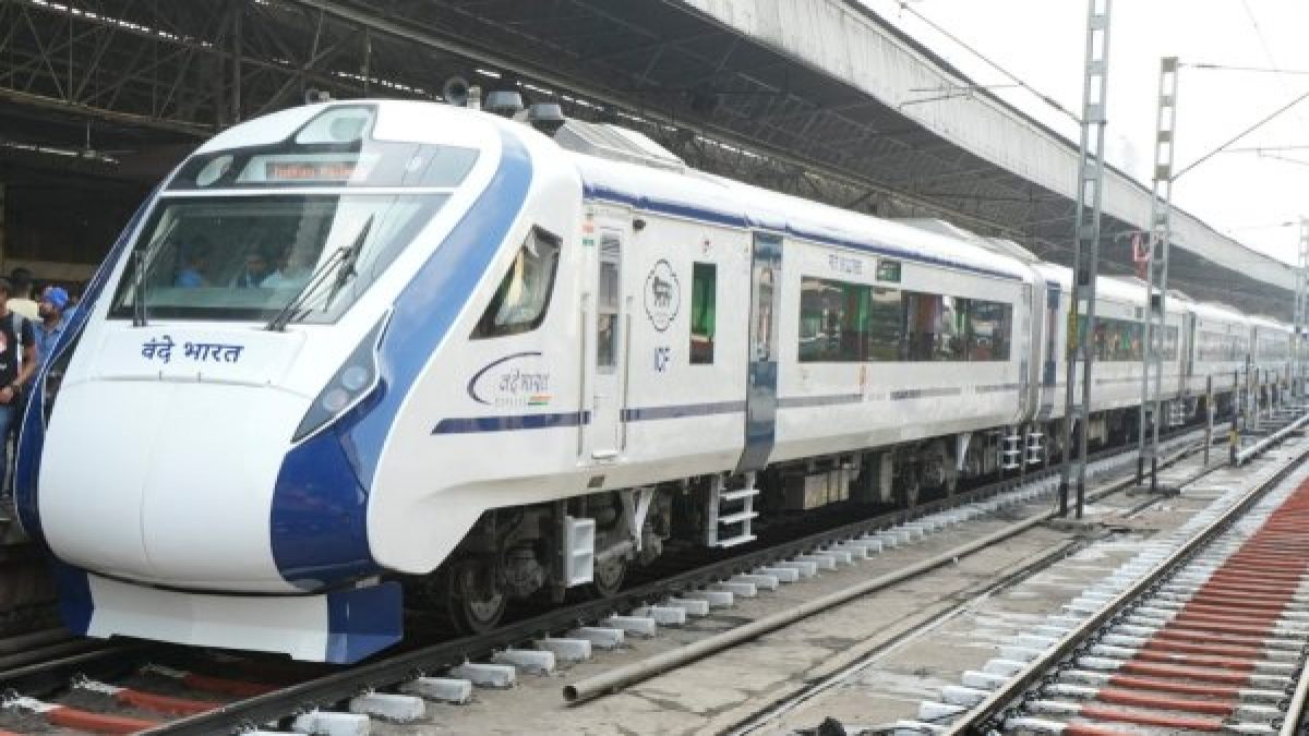 వందే భారత్‌ ఎక్స్‌ప్రెస్ ఢీ కొని వ్యక్తి దుర్మరణం- నెల రోజుల్లో రెండోసారి