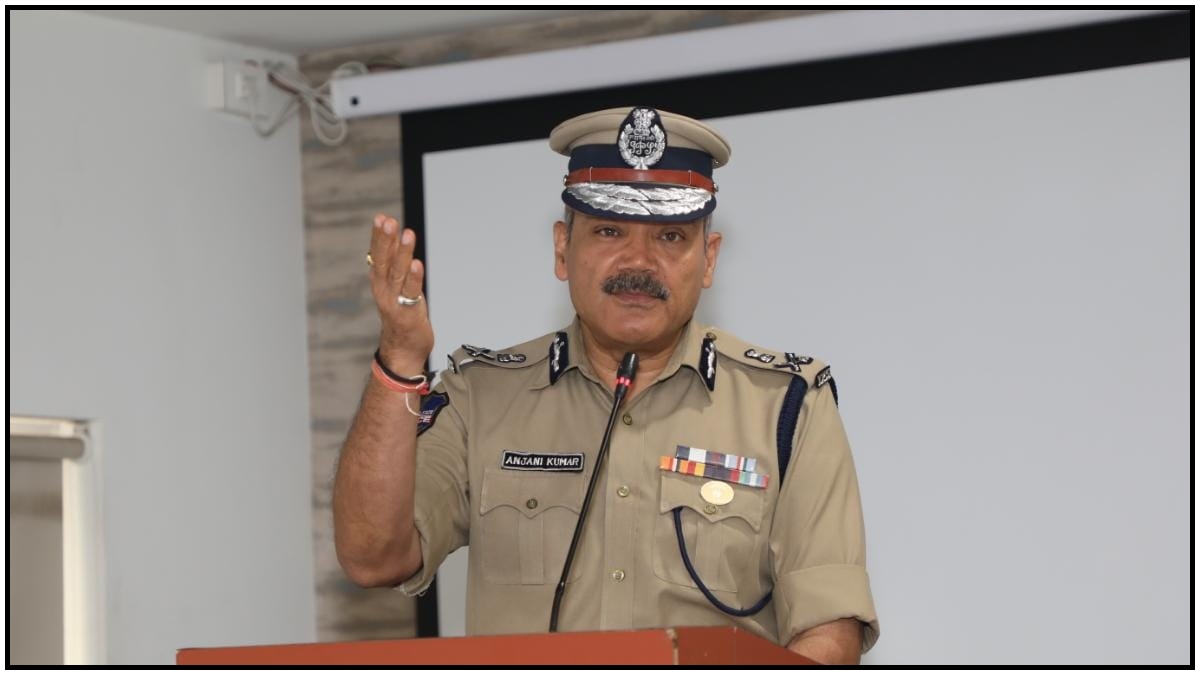 కెరీర్ తోపాటు సమాజాభివృద్ధిలో యువత భాగస్వామ్యం ఉండాలి.!డీజీపీ అంజనీ కుమార్ విజ్ఞప్తి.!