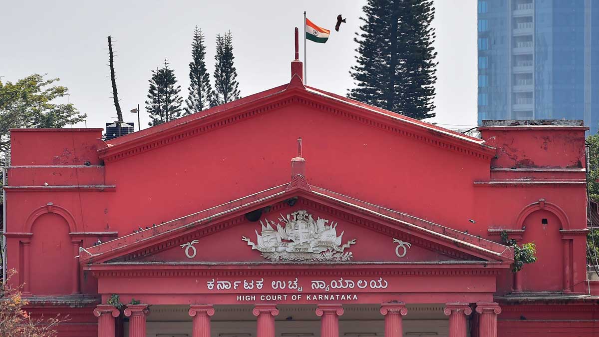 Karnataka Judges : కర్నాటక హైకోర్టులో ఆరుగురు జడ్డీలకు బెదిరింపులు-50 లక్షలివ్వకపోతే ..