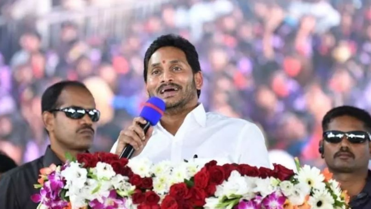 చిరు వ్యాపారుల ముఖాల్లో చిరునవ్వు; జగనన్న తోడు నగదు జమ; సీఎం జగన్ ఏమన్నారంటే!!