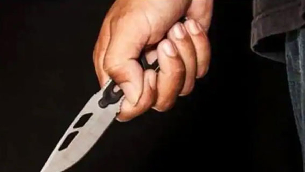 అక్రమ సంబంధం, భార్య ముక్కు కోసేసి జోబులో పెట్టుకుని పరారైన భర్త!