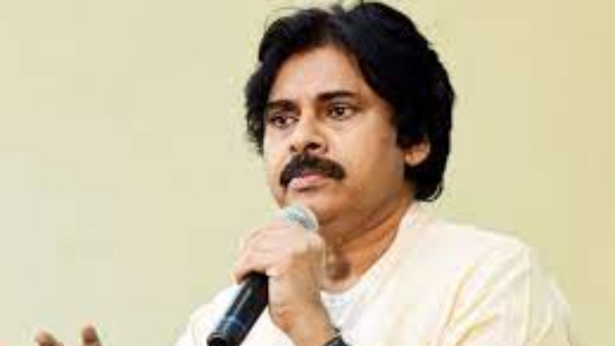 పవన్ కళ్యాణ్ పై విజయవాడలో కేసు నమోదు-వాలంటీర్లపై కామెంట్స్ పై ఈ సెక్షన్లతో..