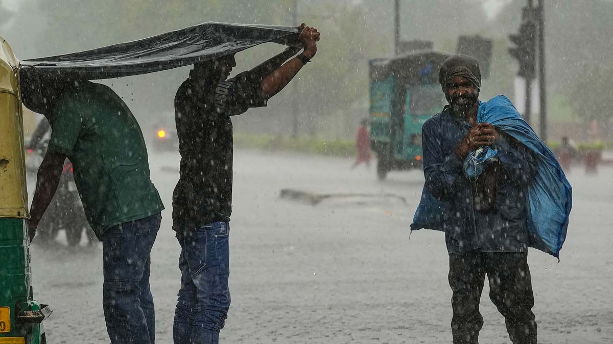 వెదర్ అప్‌డేట్: తెలంగాణలో మూడు రోజులపాటు భారీ వర్షాలు, ఈ జిల్లాలకు ఎల్లో అలర్ట్