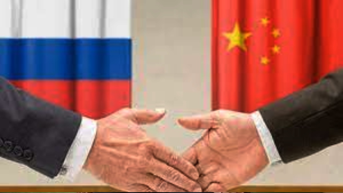 Russia: ఉక్రెయిన్‍తో యుద్ధానికి చైనా సహకరిస్తోంది.. అమెరికా నిఘా విభాగం ఆరోపణ..!