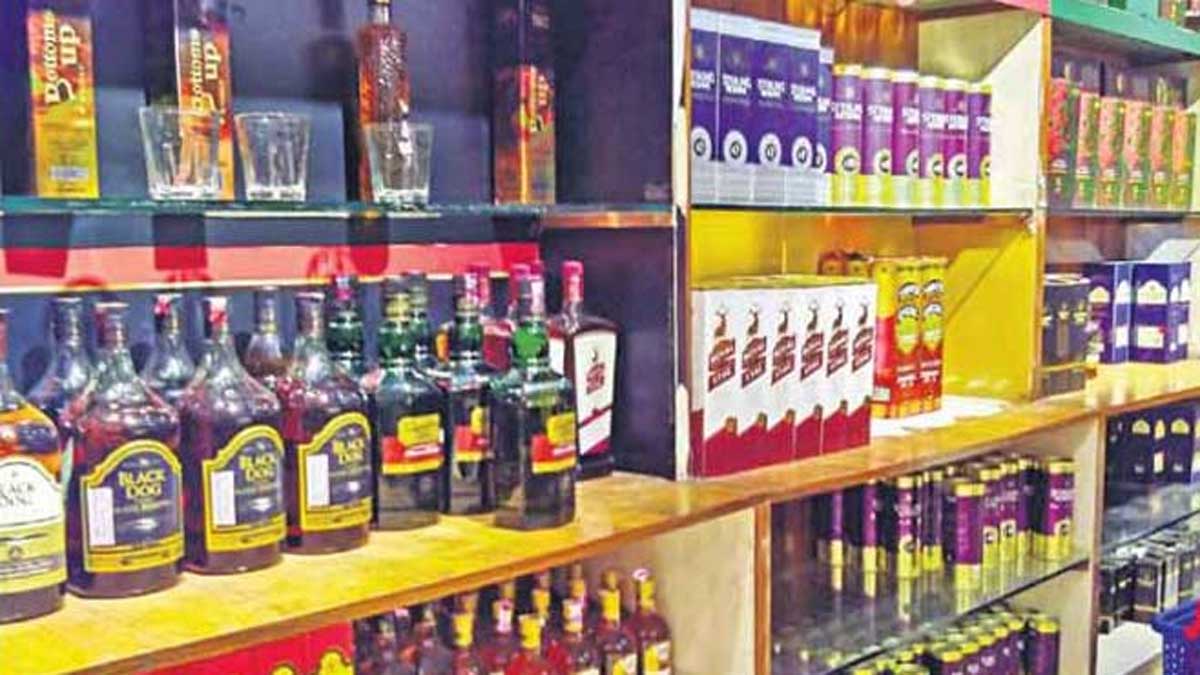మందుబాబులకు చేదు వార్త Closure of wine shops in Hyderabad on Sept 28