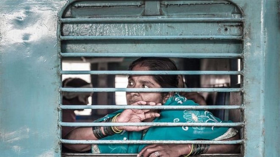 రైలు ప్రయాణం రైలు ప్రయాణం