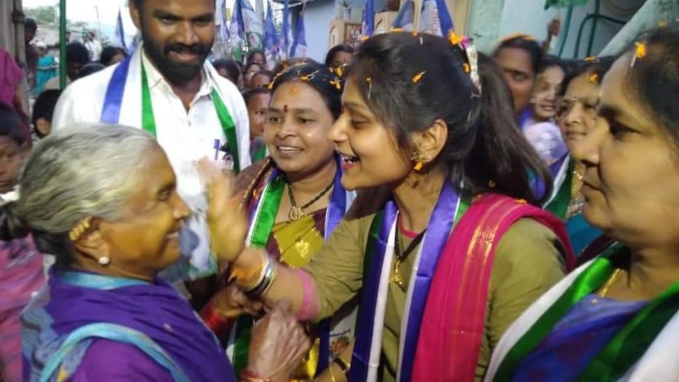 కోలగట్ల శ్రావణి కోలగట్ల శ్రావణి