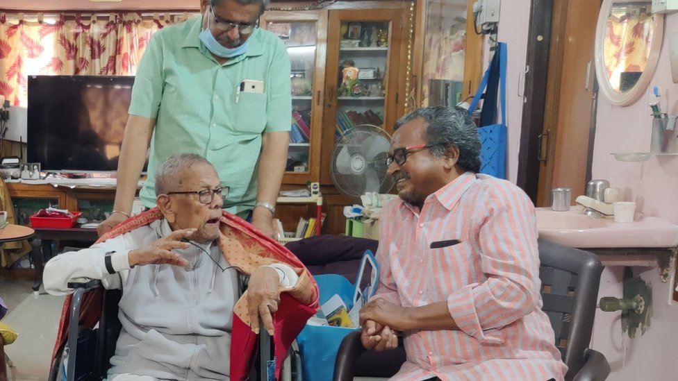 కథానిలయం కోసం కాళీపట్నం రామారావు చాలా వరకు తన డబ్బును ఖర్చు పెట్టారు. కథానిలయం కోసం కాళీపట్నం రామారావు చాలా వరకు తన డబ్బును ఖర్చు పెట్టారు.
